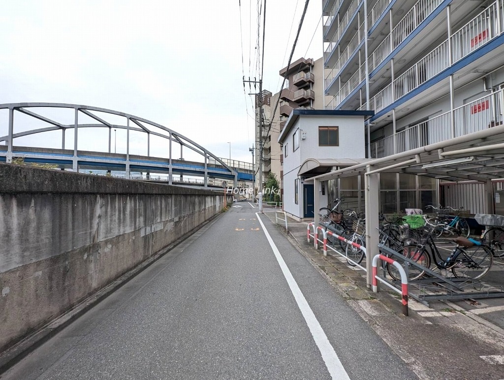 三田高島平第一コーポ　北側 前面道路